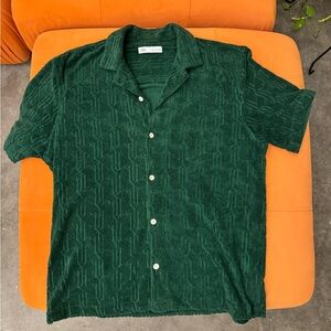 Zara Men’s Button Up- collar, textured design. open to offers!